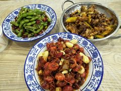 -江城燕子大排档(江汉路步行街店)