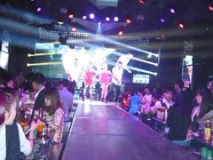 -HiIbiza酒吧