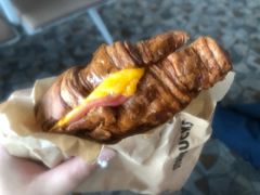 -星巴克(浦东机场T2到达店)