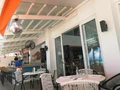 -Cha Cha's Beach Cafe