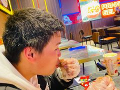 -胖哥俩肉蟹煲(长沙高铁吾悦广场店)
