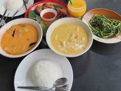 -Kat's Kitchen