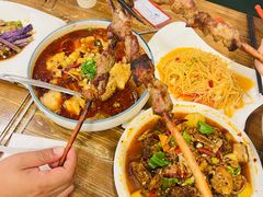 -清真·玛丽亚新疆菜主题餐厅(浙江中路店)