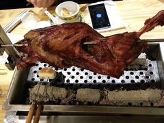 -欢乐牧人蒙古炭烤羊腿(四平路店)