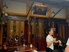 -吕小姐咖啡