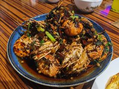 -蚝堡海鲜·威海菜·海肠捞饭·烧烤·亚洲吃蚝公司(幸福门店)