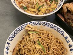 -梅溪·小伙子干挑面(安吉总店)