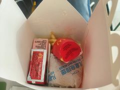 -麦当劳(假日广场店)