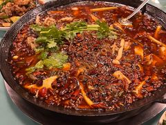 -鸿顺老铁锅美蛙鱼府(解放碑店)