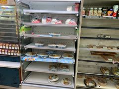 -全家便利店(愚园店)