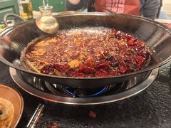 -渝井巷重庆老火锅(沈阳吉祥店)