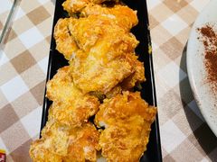 -新大咀港式茶餐厅(宝山万达店)