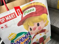 -泡泡玛特POPMART(上海环球港店)