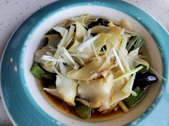 -巧克力渔家.小船海鲜胶东菜(万平口店)