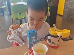 -麦当劳(三亚凤凰机场店)