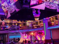 -巴特餐饮6加1音乐餐吧·新疆菜