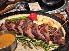 M5黑胡椒安格斯三角小排-J·one Bistro吉萬酒厨·牛排