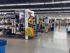 -迪卡侬(西三旗店)