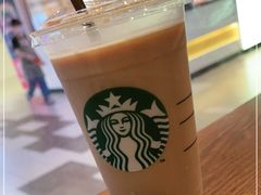 -星巴克(上海虹桥新天地二店)