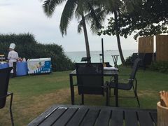 -亚龙湾喜来登·美景台大堂吧