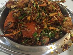 -凤凰路何眼镜香辣蟹(花果园店)