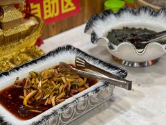 -袁小二大东北铁锅炖(吉祥村总部)