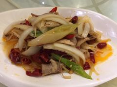-丝路天山酒店(国际大巴扎店)