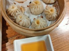 土猪肉小笼包-鱼食饭稻·苏浙土菜17年老馆子(平江路店)