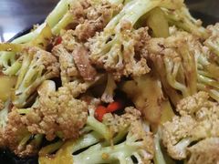 干锅花菜-何氏排骨(左家塘店)