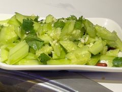 -咱屯子铁锅炖直营店(保利店)