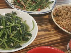 -冶建镜子·老南昌大排档·江西虾王(总店)