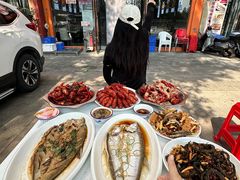 -丹水桥地锅鱼·翘嘴鲌·地方特色全鱼宴(丹江口大坝店)