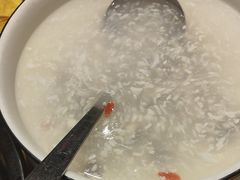 -沪华海鲜大酒楼(南汇店)