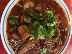 -谢老五跷脚牛肉·非遗传承店