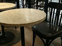 大堂-星巴克(杭州西湖银泰1F店)