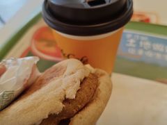 -麦当劳(保利若比邻店)