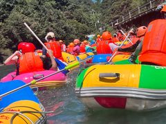 -安吉龙王山峡谷漂流