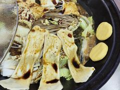 -屯老二农家铁锅炖·行业领军者(梅江店)
