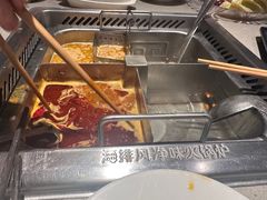-海底捞火锅(新松江路店)