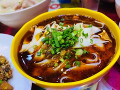-易老妈蹄花.特色川菜(人民公园总店)