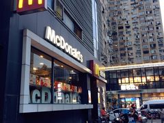 门面-麦当劳(光新乐购店)
