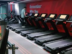 -乐刻运动健身精品馆(览秀城店)