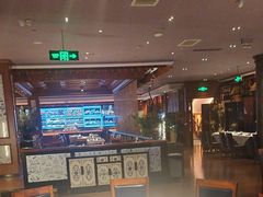 -八府香鸭·啫啫煲(华山路店)