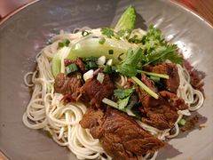 -哇蛙牛功夫面渝都料理(龙阳广场店)