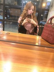 -PE SALON