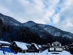 -白川乡与五箇山的合掌构造村落