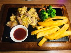 熔岩瀑布牛扒-5号公路餐厅(曼哈顿店)