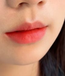 -韩美绣·骨相纹眉·洗眉美瞳线