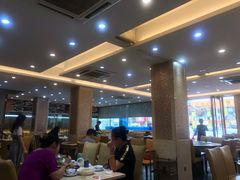 大堂-粤盛海鲜平价店(洛溪食街店)