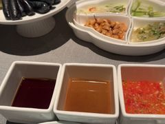 -左庭右院鲜牛肉火锅黑金店(陆家嘴中心店)